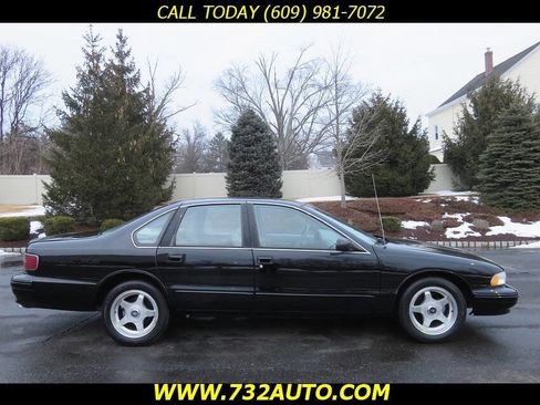 Used 1995 Chevrolet Impala SS image 4