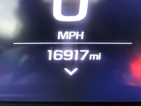 Used 2021 Chevrolet Camaro SS image 13