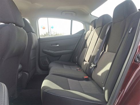 Used 2022 Nissan Sentra SV image 10