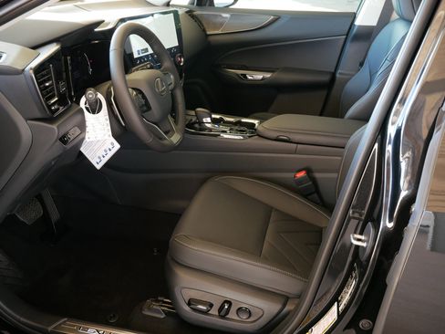 New 2026 Lexus NX 350 AWD w/ Luxury Package image 4