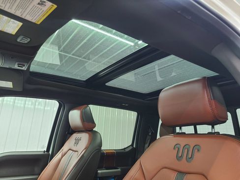 Used 2018 Ford F150 King Ranch w/ Equipment Group 601A Luxury AWD/4WD image 19