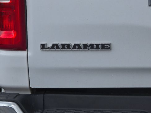 Used 2025 RAM 1500 Laramie AWD/4WD image 8