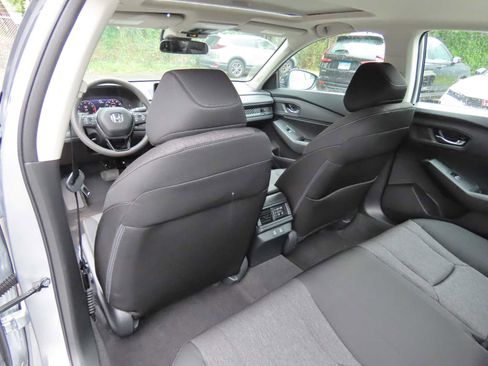 New 2025 Honda Accord SE image 13