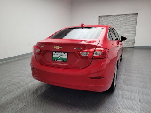 Used 2017 Chevrolet Cruze Premier image 7