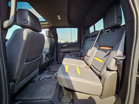 Certified 2024 GMC Sierra 2500 AT4 w/ AT4 Preferred Package image 35