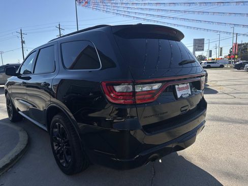Certified 2023 Dodge Durango R/T w/ Blacktop Package image 4