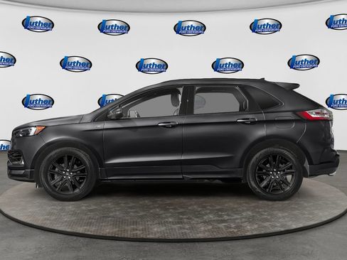 Used 2020 Ford Edge ST-Line w/ Cold Weather Package AWD/4WD image 3