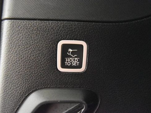 Used 2022 Jeep Wagoneer Series II image 33