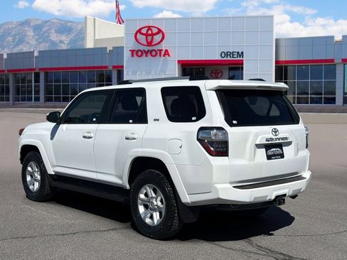 Used 2024 Toyota 4Runner SR5 AWD/4WD image 5