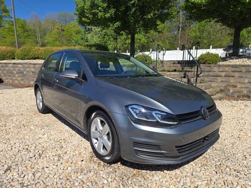 Used 2017 Volkswagen Golf S FWD image 30