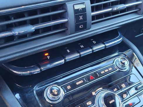 Used 2022 Lincoln Corsair Reserve image 20