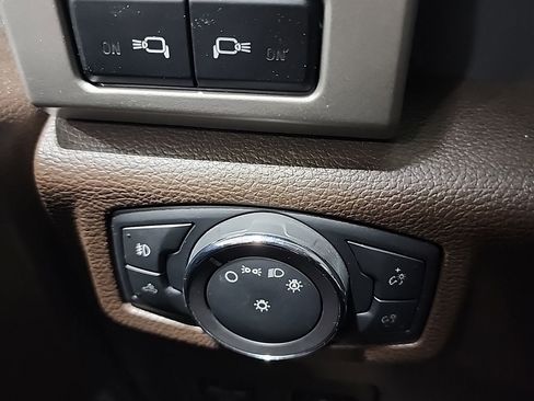 Used 2018 Ford F150 King Ranch w/ Equipment Group 601A Luxury image 16