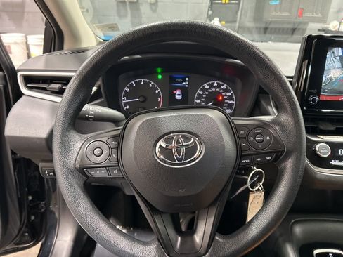 Used 2024 Toyota Corolla LE image 8