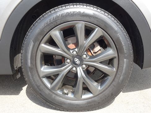 Used 2017 Hyundai Santa Fe Sport image 29