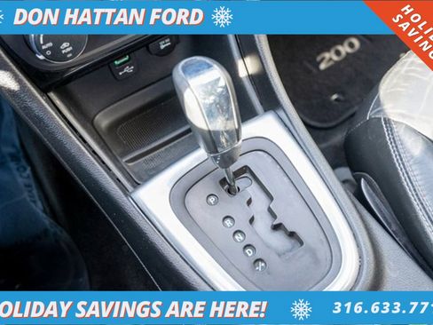 Used 2013 Chrysler 200 Limited image 13