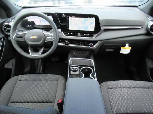 New 2026 Chevrolet Equinox LT image 11