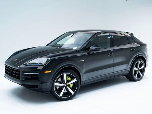 New 2026 Porsche Cayenne E-Hybrid Coupe image 1