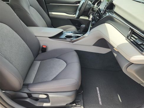 Used 2023 Toyota Camry LE FWD image 24