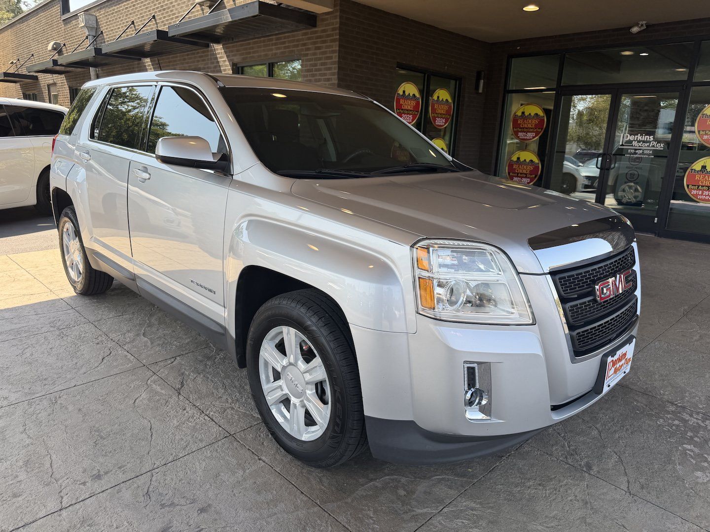 Used 2015 GMC Terrain SLE FWD image 5