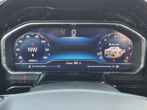 Certified 2024 Chevrolet Silverado 1500 High Country w/ High Country Premium Package image 17