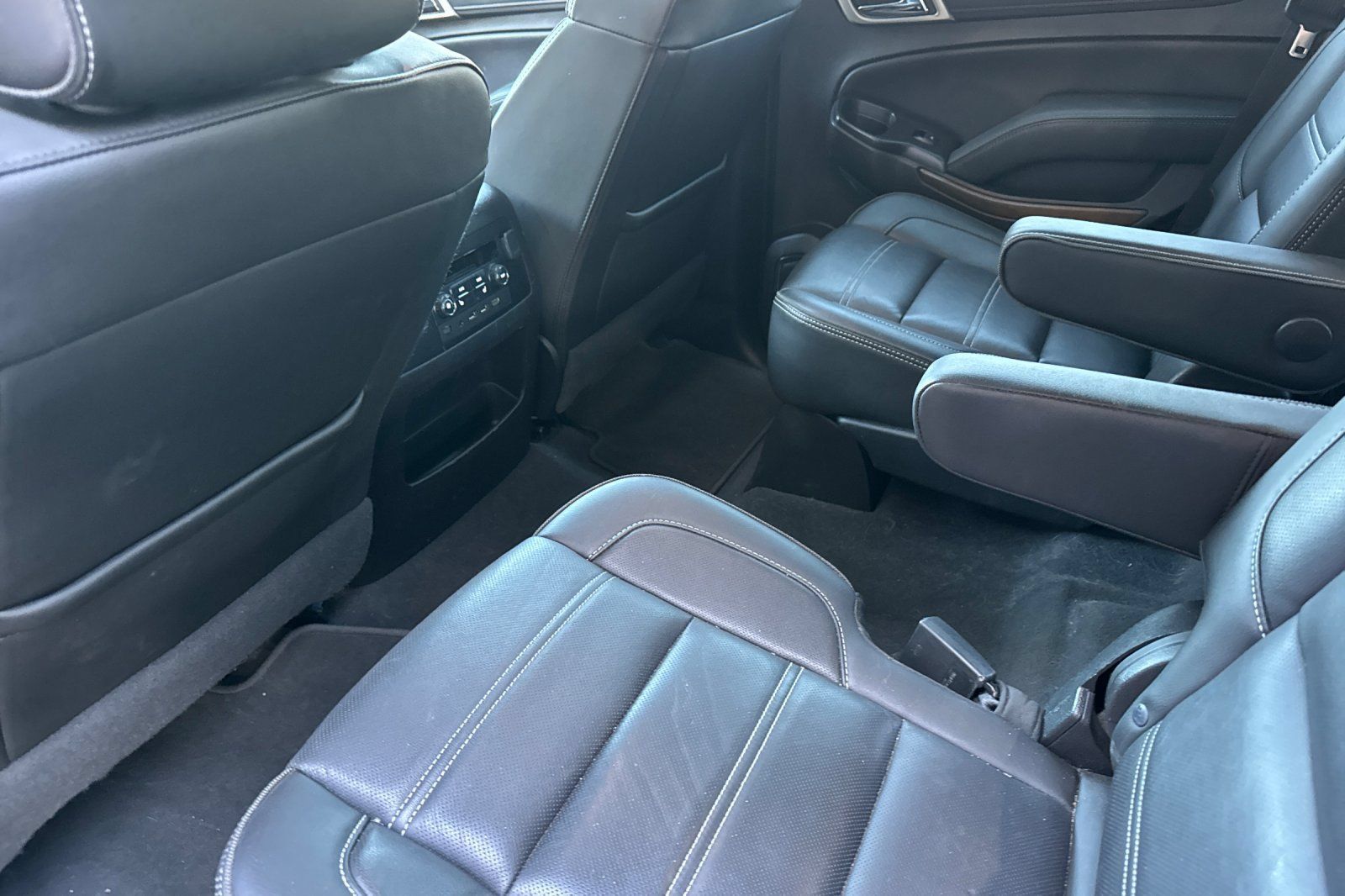 Used 2019 GMC Yukon Denali w/ Open Road Package AWD/4WD image 11