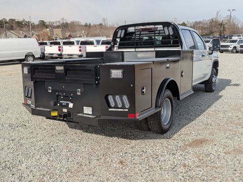 New 2025 Chevrolet Silverado 3500 W/T w/ WT Convenience Package image 8