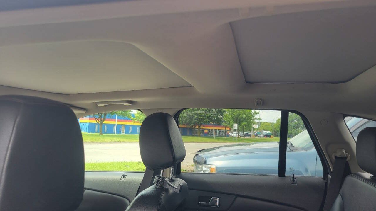 Used 2014 Ford Edge SEL w/ Equipment Group 205A AWD/4WD image 8