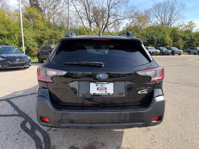 Used 2024 Subaru Outback Onyx Edition AWD/4WD image 6