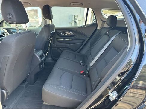 Certified 2022 GMC Terrain SLE w/ Driver Convenience Package image 16