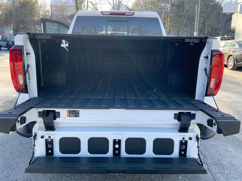 Used 2023 GMC Sierra 1500 SLT w/ SLT Premium Plus Package image 26