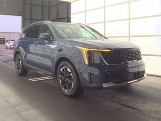 Used 2024 Kia Sorento S w/ Panoramic Sunroof Package FWD video 2