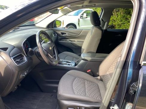 Used 2021 Chevrolet Equinox LT FWD image 11