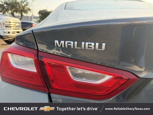 Used 2021 Chevrolet Malibu LS FWD image 5