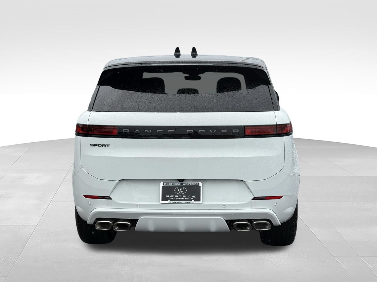 New 2025 Land Rover Range Rover Sport Dynamic SE AWD/4WD image 6