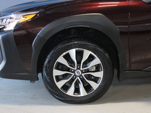Used 2024 Subaru Outback Limited image 6