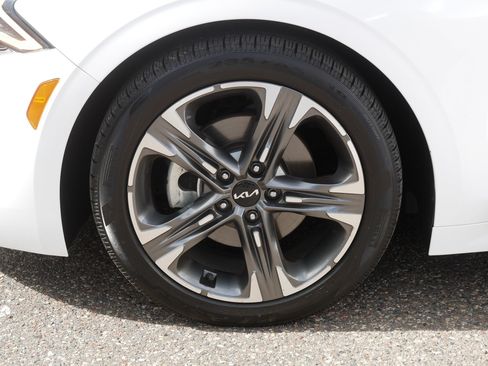 Certified 2022 Kia K5 EX w/ EX Premium Package FWD image 15