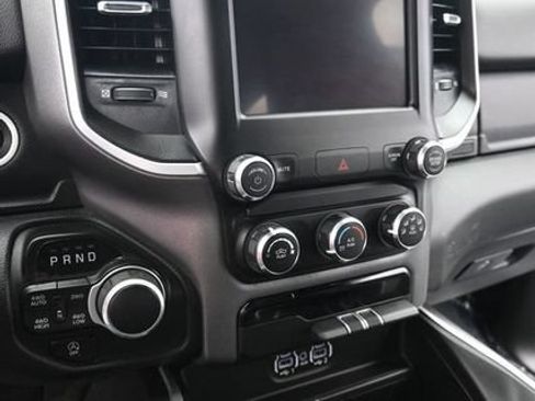 Used 2022 RAM 1500 Big Horn AWD/4WD image 19