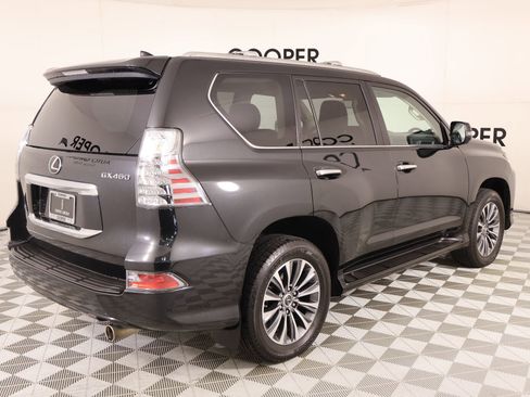 Used 2023 Lexus GX 460 Luxury w/ Accessory Package AWD/4WD image 22