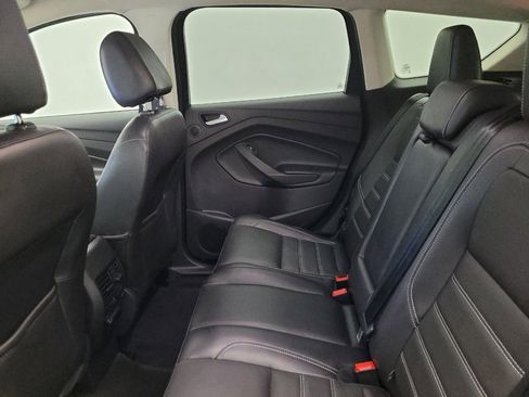 Used 2017 Ford Escape SE w/ SE Leather Comfort Package image 18