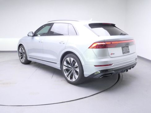 Used 2024 Audi Q8 Prestige w/ Prestige Package AWD/4WD image 6