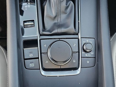 New 2026 MAZDA MAZDA3 2.5 S Sedan w/ Preferred Pkg image 29