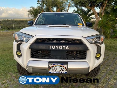 Used 2021 Toyota 4Runner TRD Off-Road AWD/4WD image 2