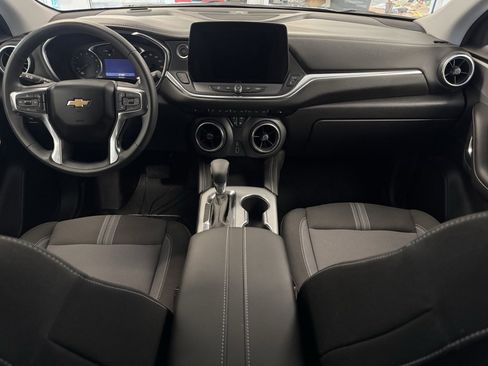 Certified 2025 Chevrolet Blazer LT w/ Midnight/Sport Edition image 5