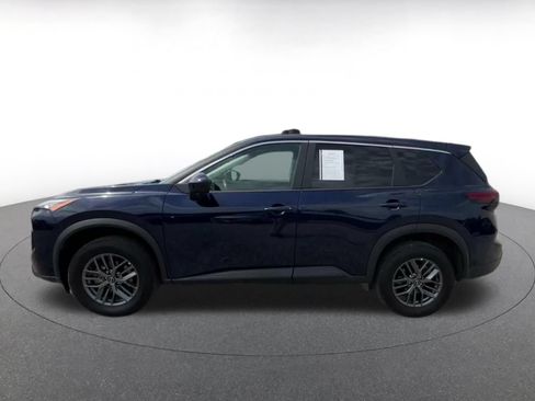 Used 2026 Nissan Rogue SV AWD/4WD image 7