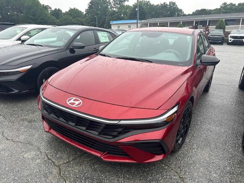 Used 2026 Hyundai Elantra Sport FWD image 1