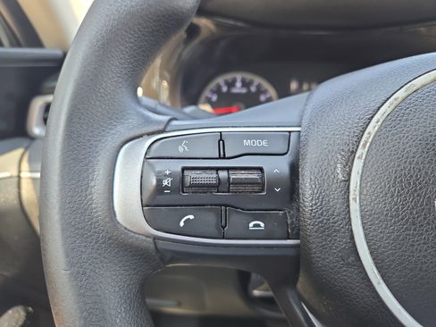 Used 2023 Kia K5 LXS image 16