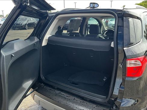 Used 2019 Ford EcoSport Titanium image 19