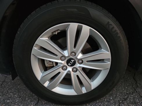 Used 2019 Kia Sportage LX image 25