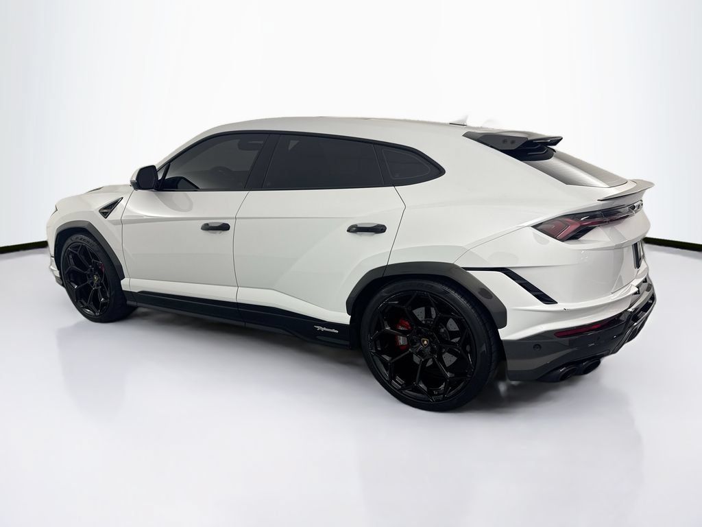 Used 2024 Lamborghini Urus Performante AWD/4WD image 7