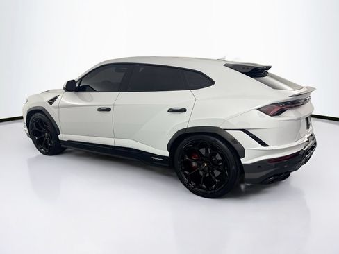 Used 2024 Lamborghini Urus Performante AWD/4WD image 7